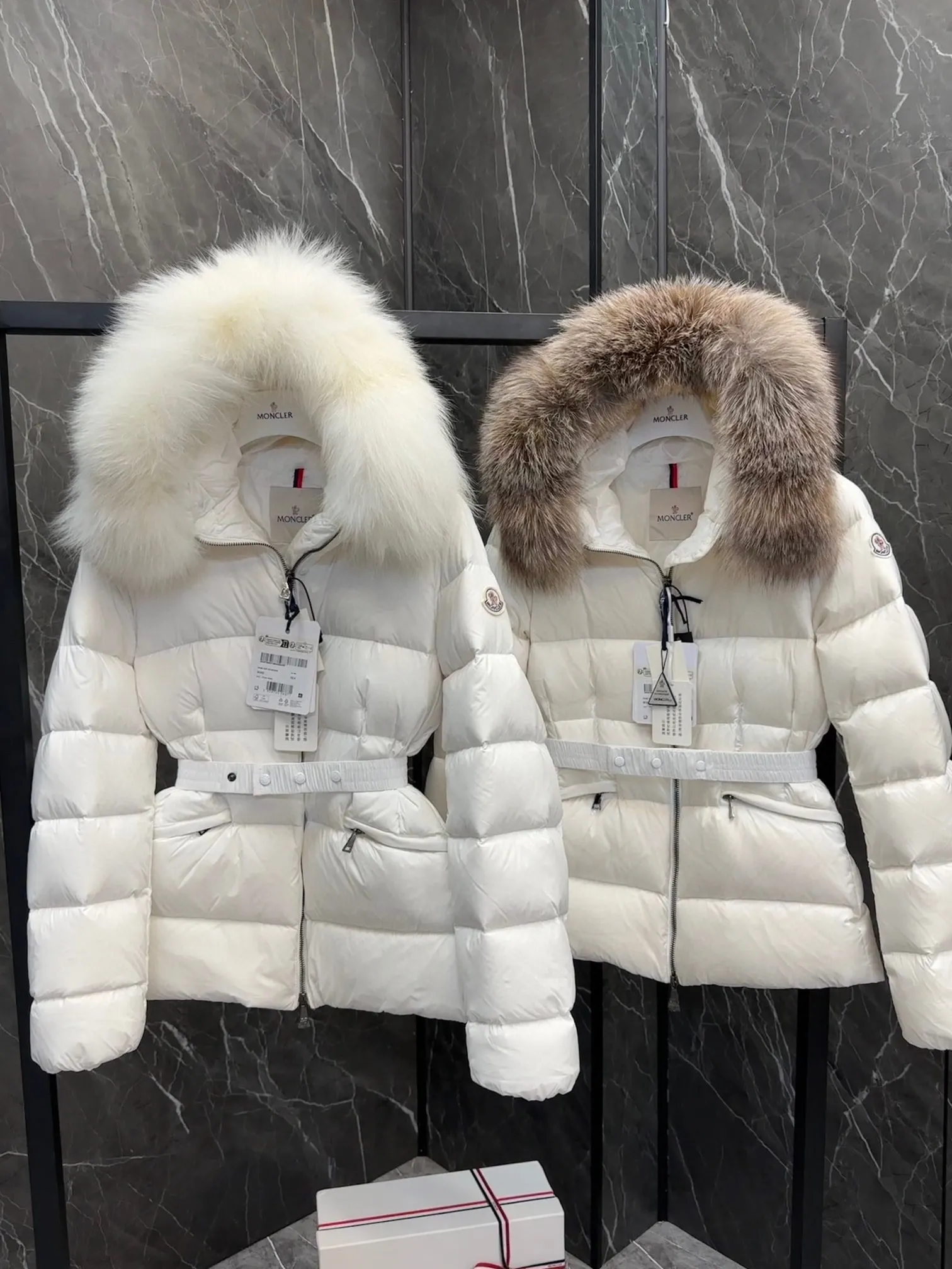 Moncler Boed . / / .
